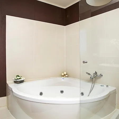 Villa Viladesuso Sleeps 8 Pool Wifi *