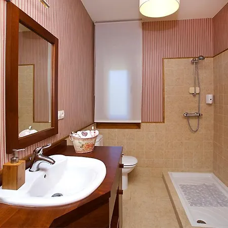 Viladesuso Sleeps 8 Pool Wifi Villa Villadesuso